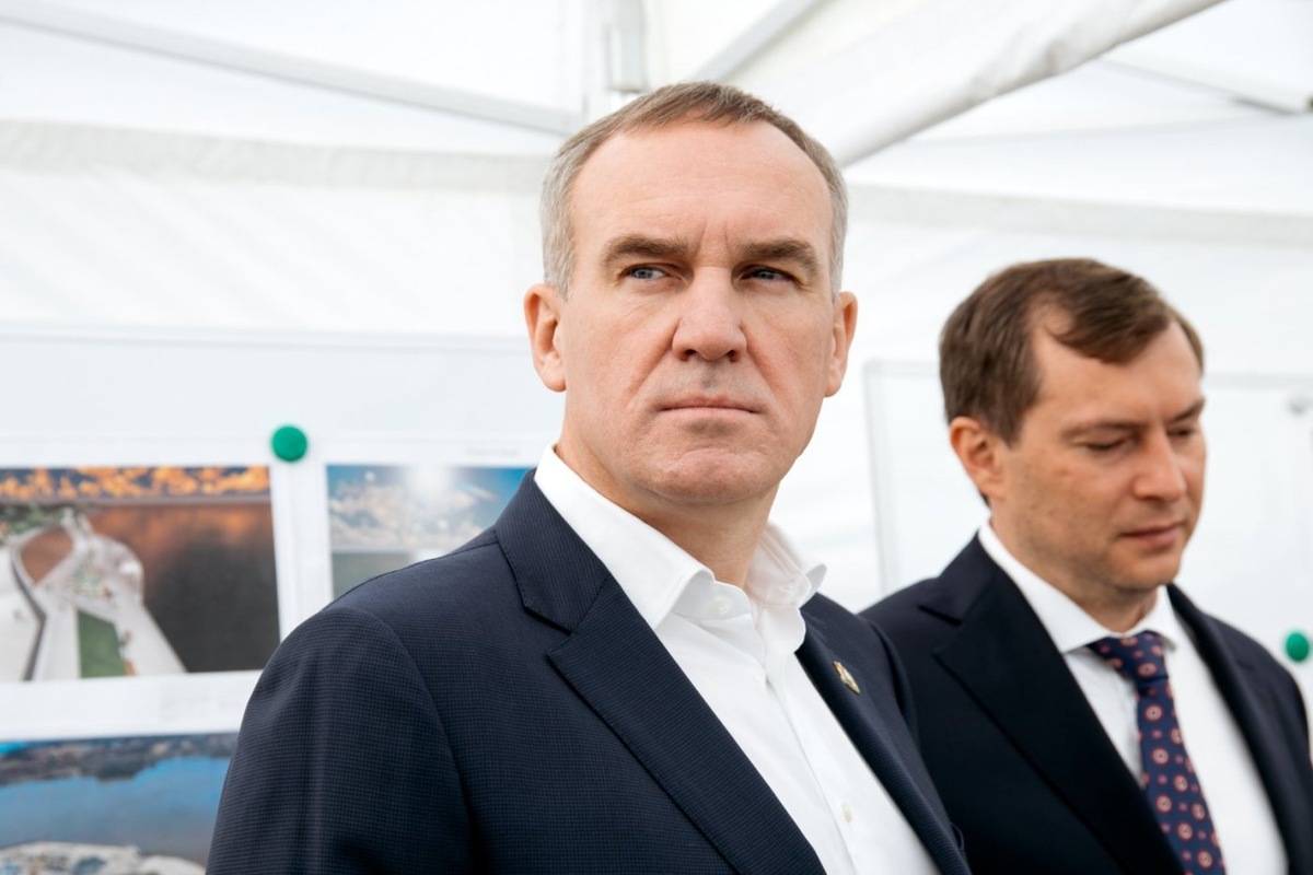    Руслан Кухарук начал рабочую встречу в Ханты-Мансийском районе