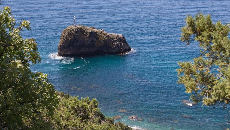 9 лучших пляжей Крыма: инфраструктура и цены