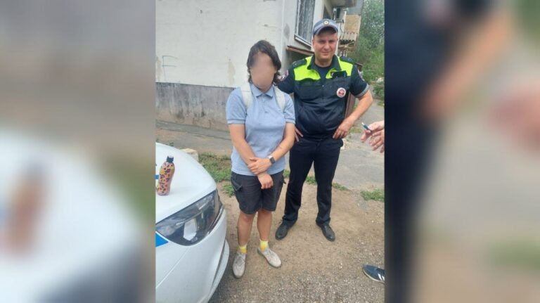    19-летнюю закладчицу наркотиков задержали в Новотроицке с поличным Белов Михаил Александрович