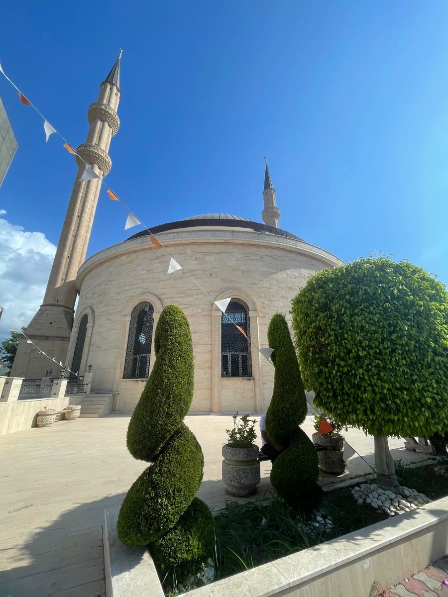 Мечеть Хузур