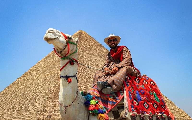 Египет, некогда ассоциирующийся с доступными и бюджетными путешествиями, стремительно меняет имидж. Если раньше туристы мирились с низким уровнем сервиса ради доступной цены, сейчас времена изменились.