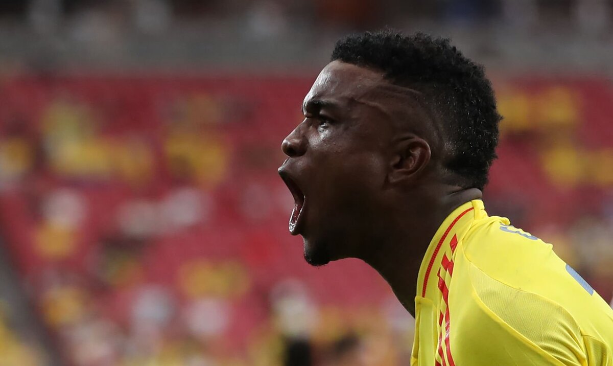 Джон Кордоба - один из героев матча Колумбии с Коста-Рикой 