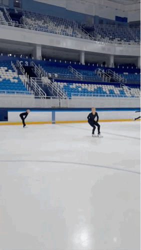 Четверной тулуп на олимпийском льду Айсберга 