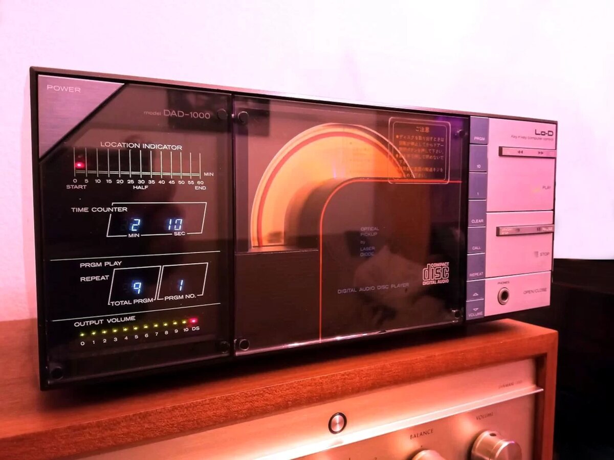 Hitachi DA-1000