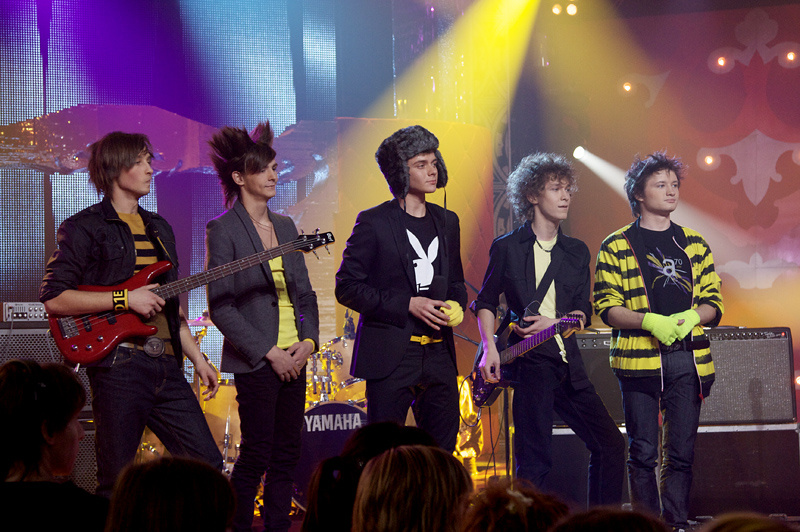 Группа Lунный Park на шоу "СТС зажигает суперзвезду - 2"