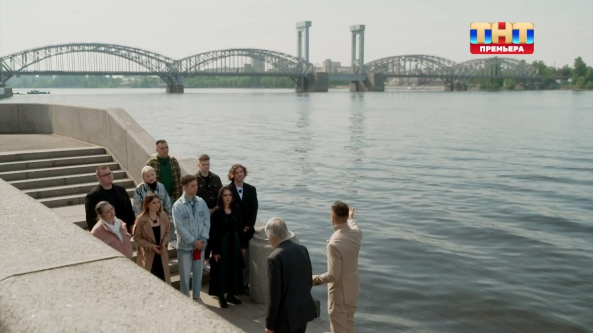 Катера, мосты, музеи... Нас ждет живописная прогулка по культурной столице!