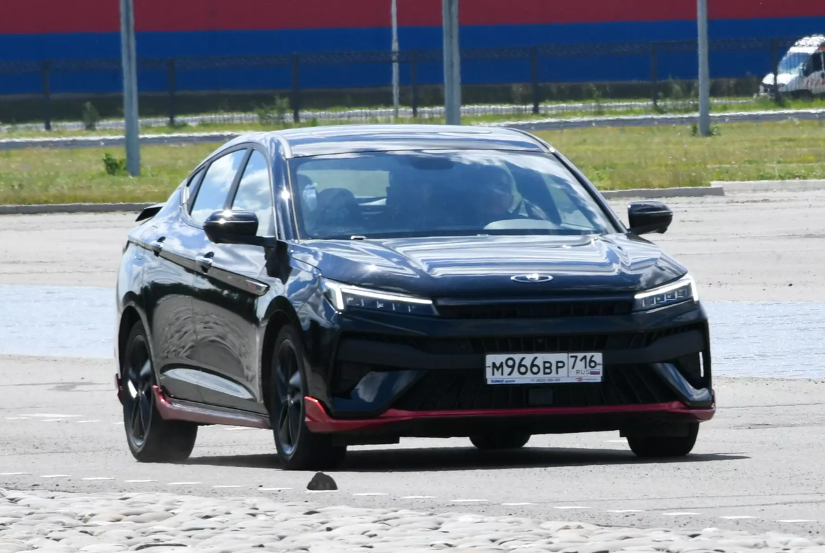 "Заряженная" версия Москвича 6, показанная накануне в Набережных Челнах