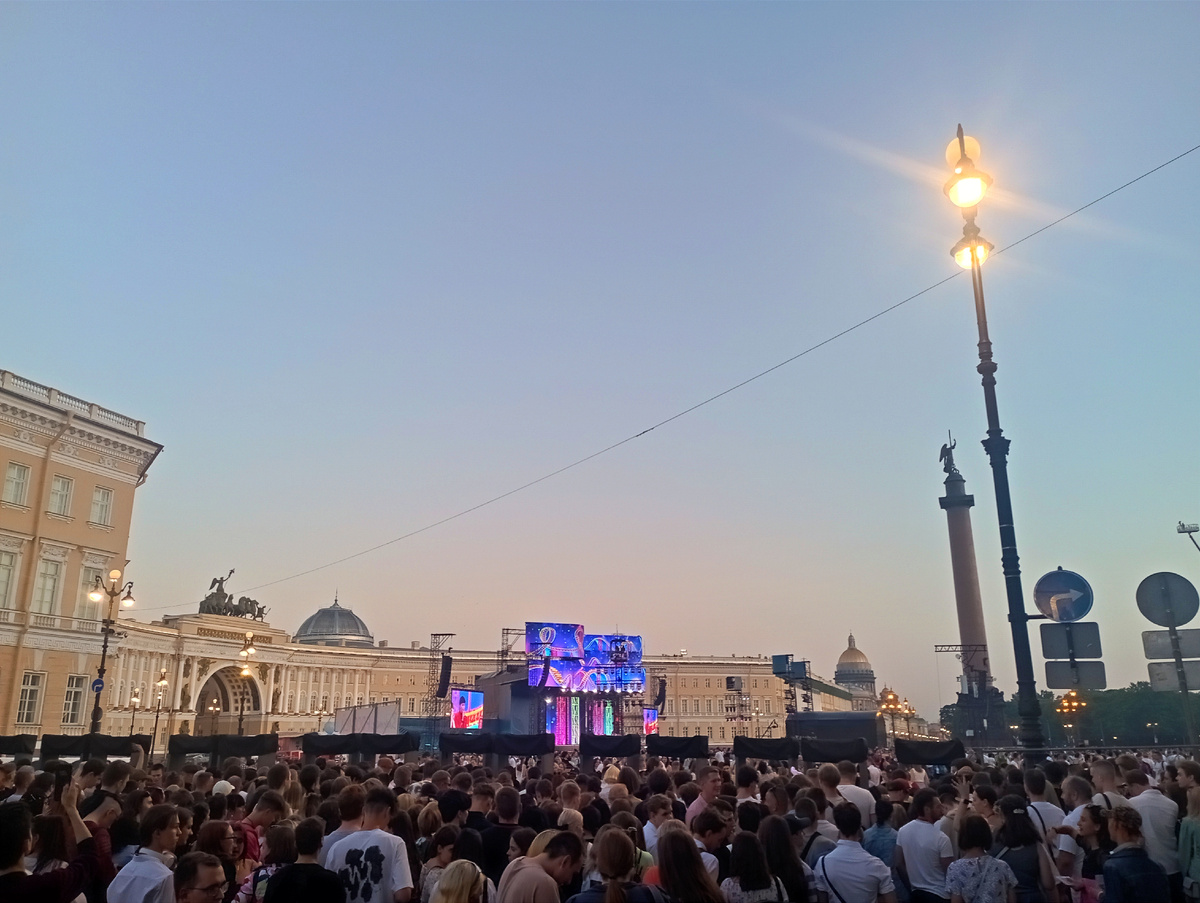 **.06.202*, 21:00-04:40