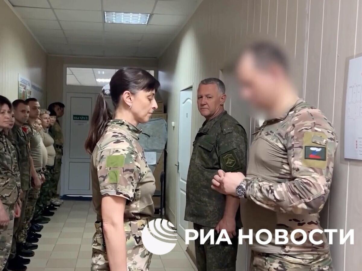    Награждение военных медиков группировки войск "Центр" государственными и ведомственными наградами за мужество и профессионализм в зоне СВО© РИА Новости