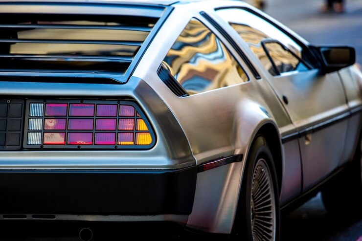    DeLorean Антон Чудайкин