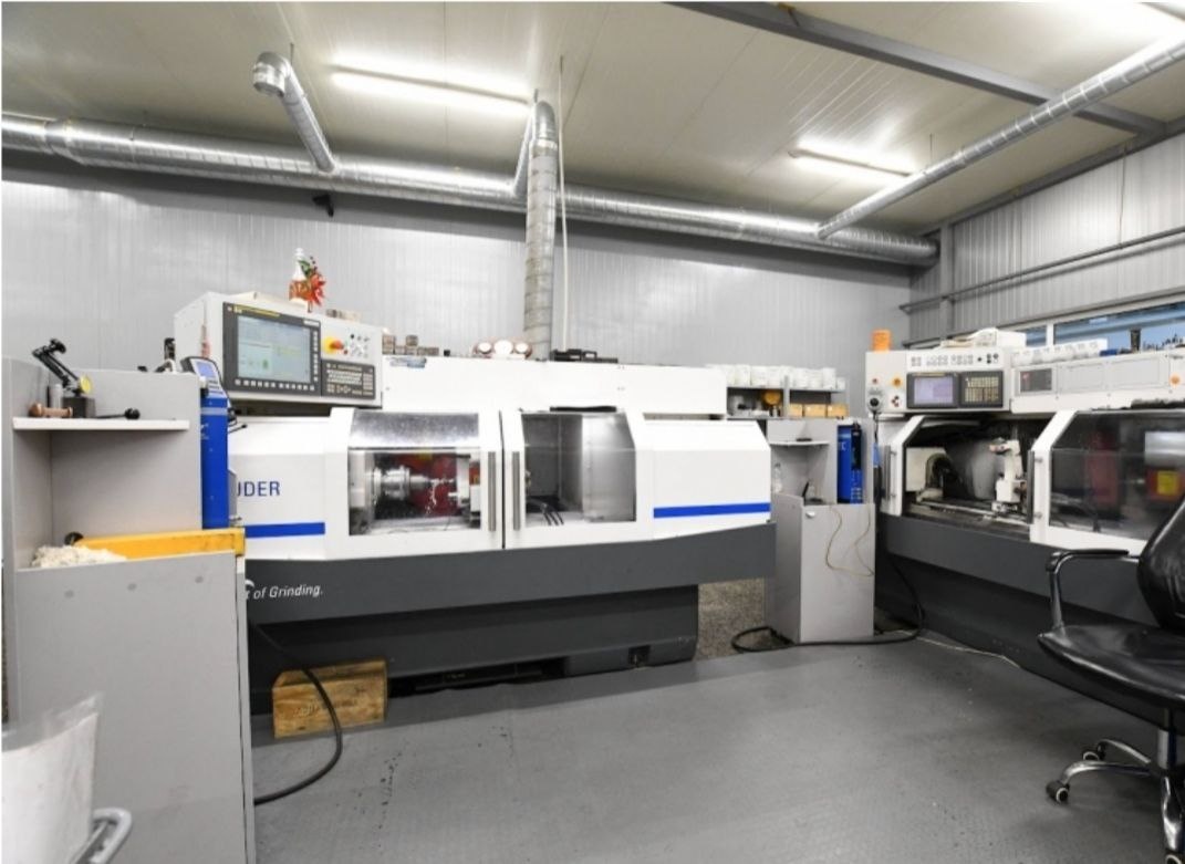 Станки (фото с сайта завода).