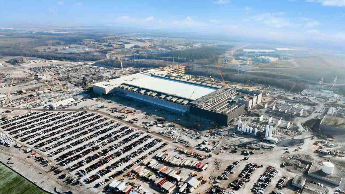 Строительство новой полупроводниковой фабрики Texas Instruments в техасском Шермане. Изображение: медиатека news.ti.com