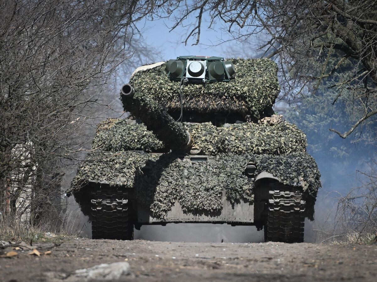    Танк Т-72 в зоне проведения специальной военной операции© РИА Новости / Станислав Красильников