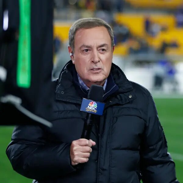    Комментатор NBC Sports Эл Майклс дал разрешение на использование своего голоса