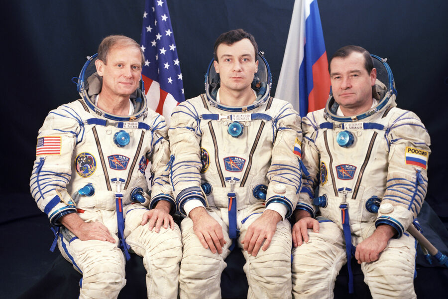 Слева-направо: Н. Тагард, В. Дежуров, Г. Стрекалов