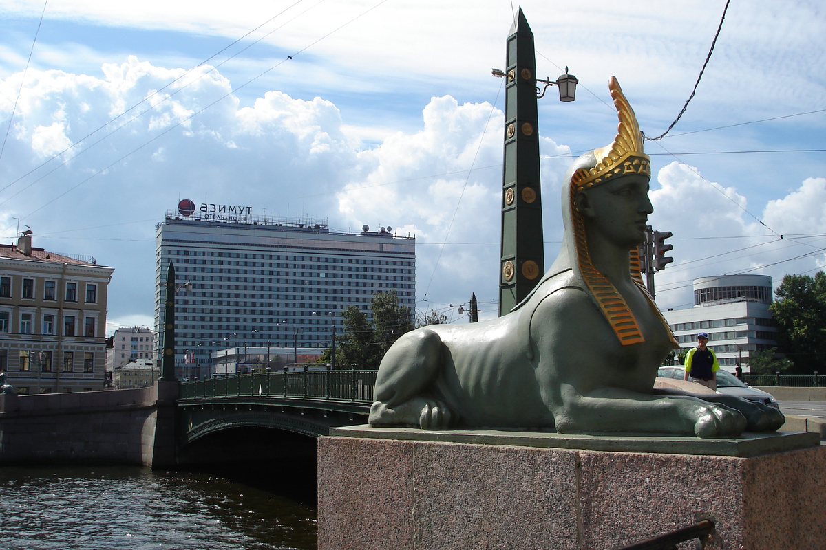 Египетский мост через Фонтанку...