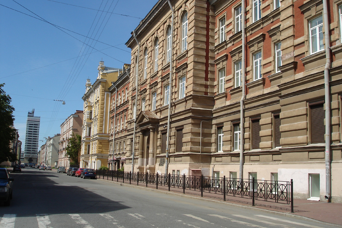 8-Красноармейская улица...