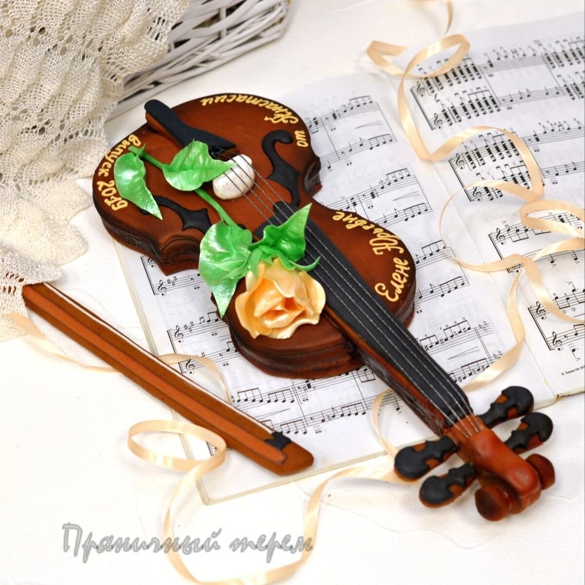    🪗Пряничные музыкальные инструменты – это не только вкусно, но и оригинально! Это подарок, который для некоторых может стать очень желанным! Например, если подарить:  1.-2