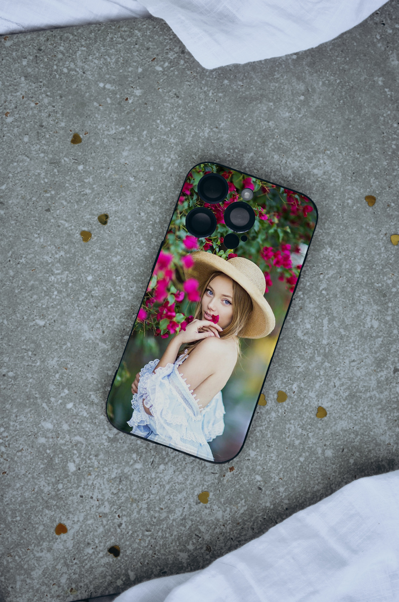 Чехол с фотографией девушки