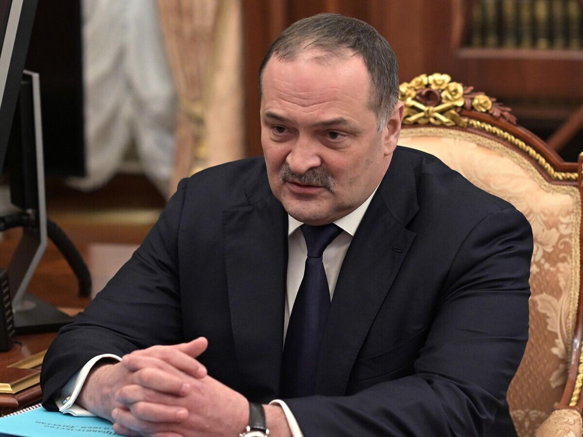    Глава Республики Дагестан Сергей Меликов во время встречи президентом РФ Владимиром Путиным© РИА Новости / Михаил Климентьев