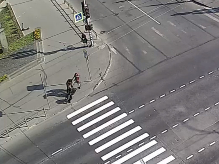     скриншот: запись с камеры "Ситилинк"