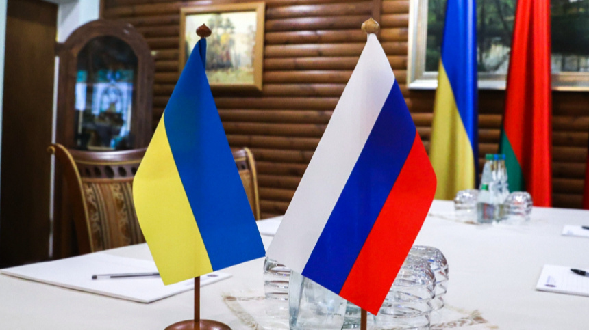 Глава киевского режима привел в пример соглашение о зерновом коридоре, когда Киев и Москва параллельно договаривались с ООН и Турцией.