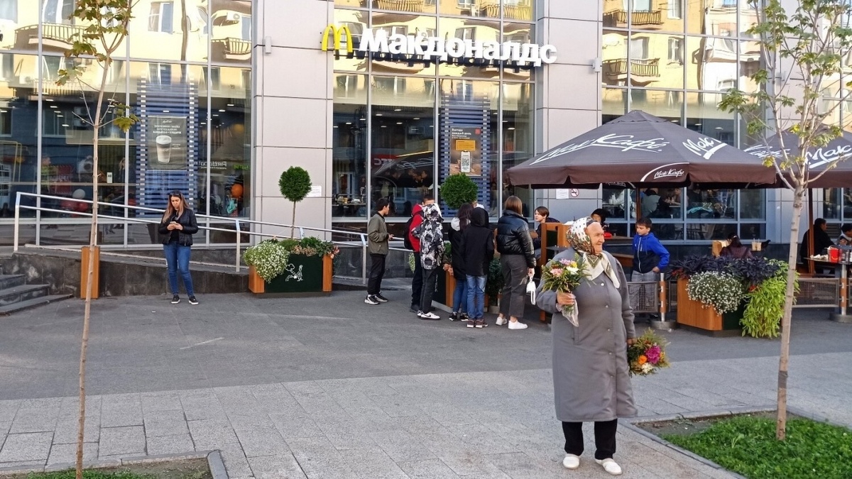    Саратовец меняет пакетик сахара из «Макдоналдса» на «Ниву» или 1 млнНовости Саратова и области – Сетевое издание «Репортер64»