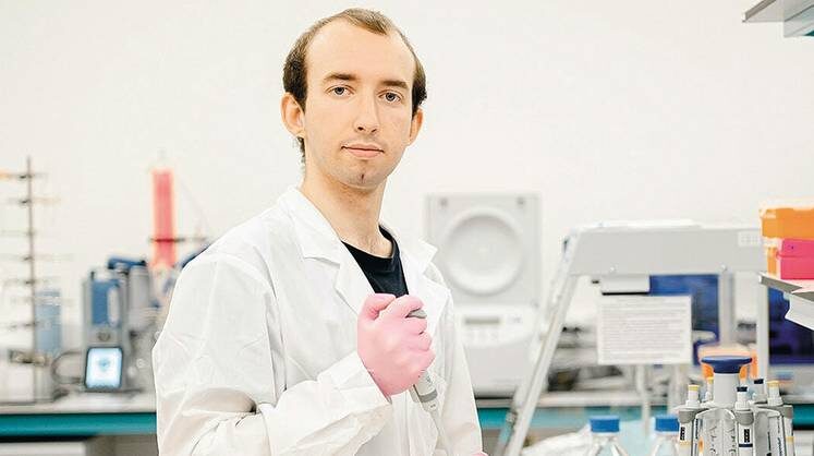     Андрей Бровин: «Самым проблемным аспектом генной терапии я бы назвал не научный, а законодательный, который отдаляет применение передовых генно инженерных препаратов в клинике»