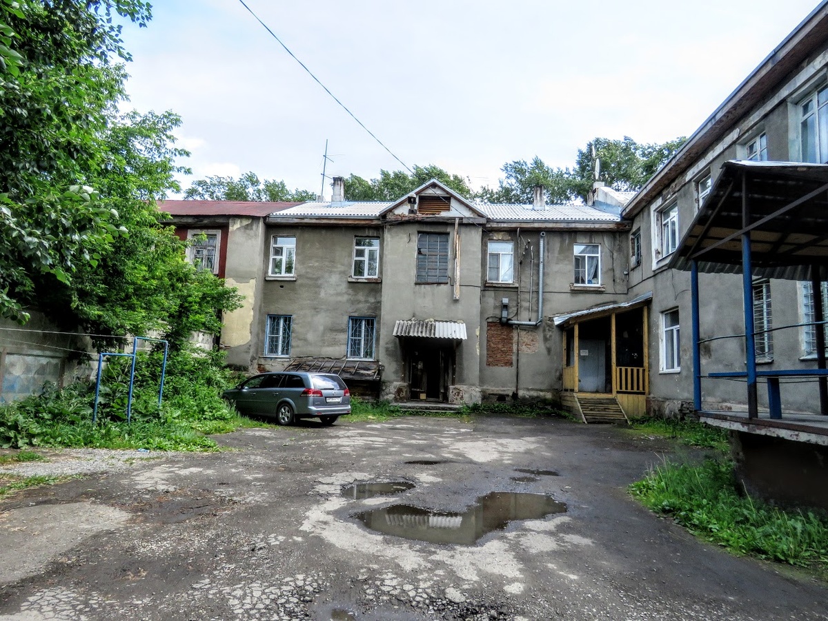 Это уже прошлое. Комиссариат Рудничного...дом ул. Нахимова, 31 и  бараки(постройки 27-29 - х) - Кемерово | Екатерина про Кемерово | Дзен