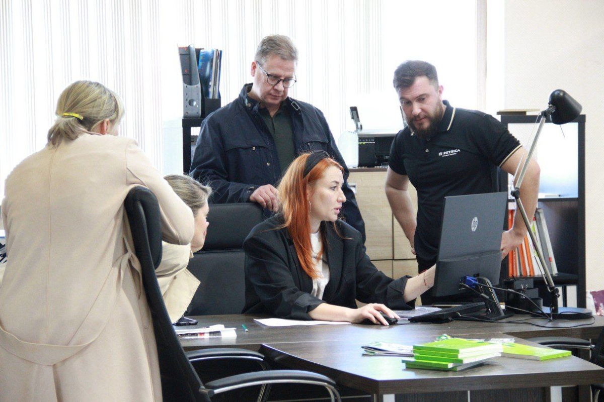  Стимулом к производству техники для Петра Глазунова под собственным брендом послужили зарубежные санкции. / Фото: amurobl.ru