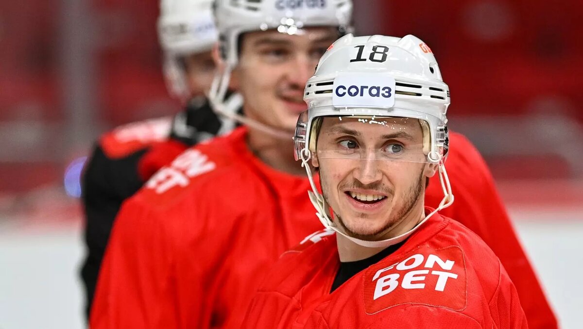     Источник: ХК Авангард