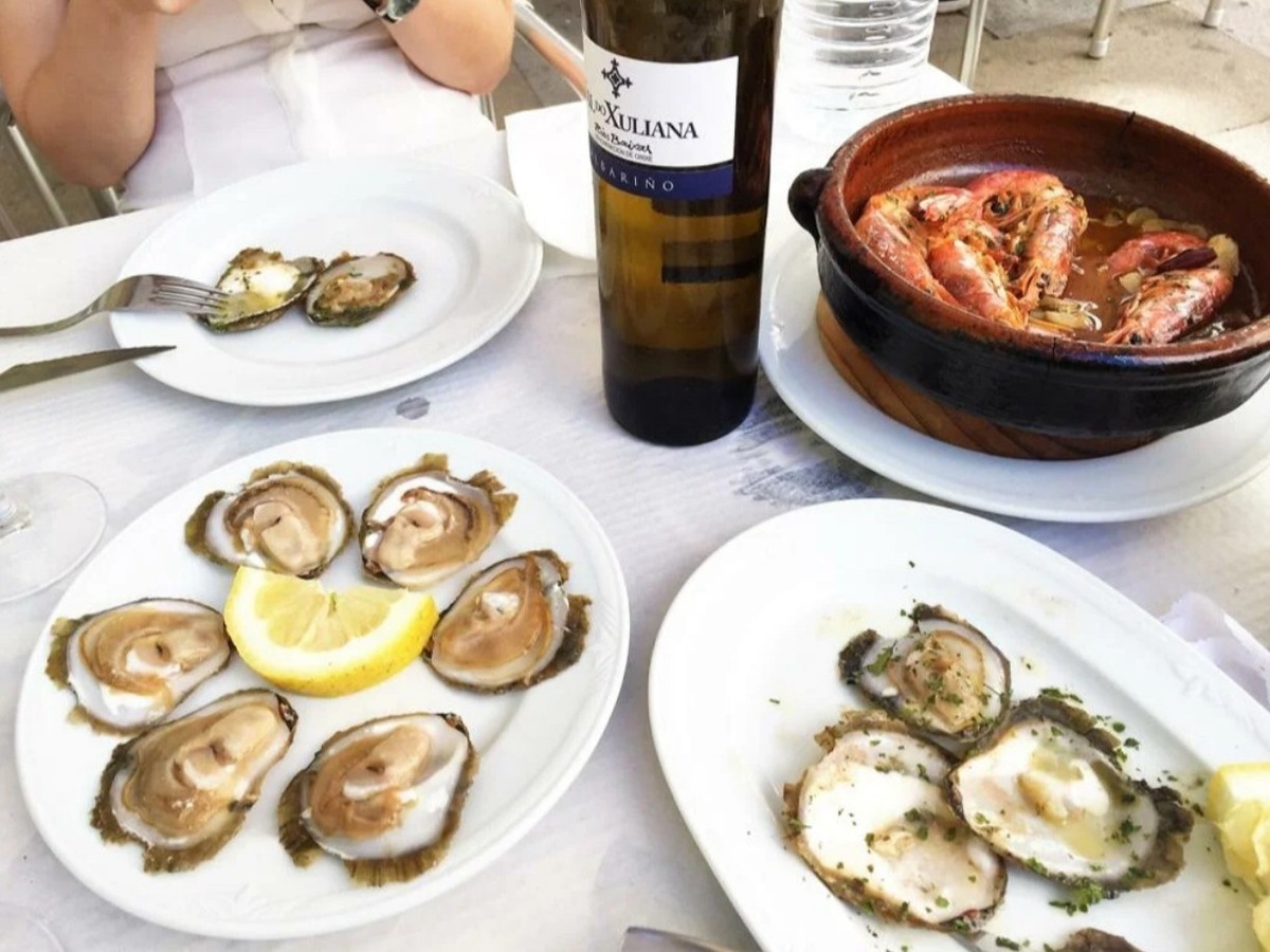 устрицы и лангусты