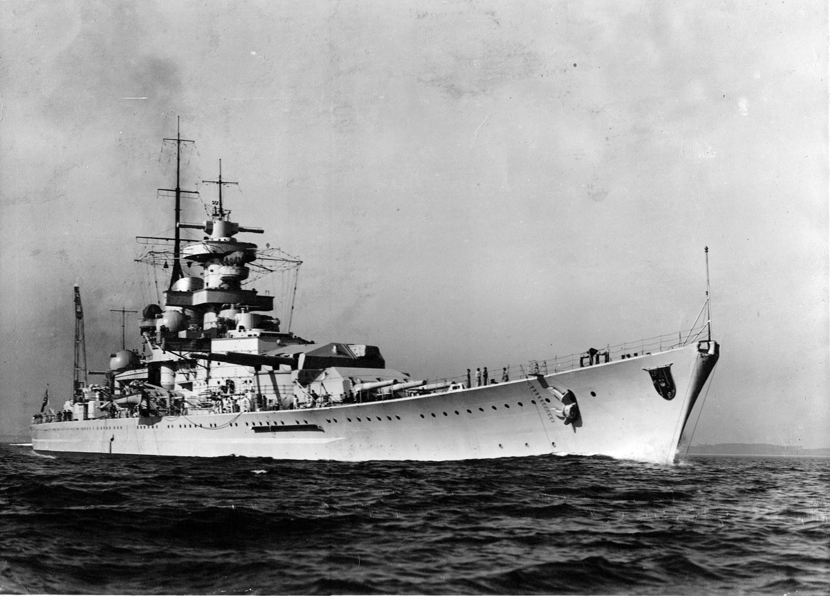 В бою против «Глориеса» линкор «Гнейзенау» удачно использовал свою огневую мощь и скорость