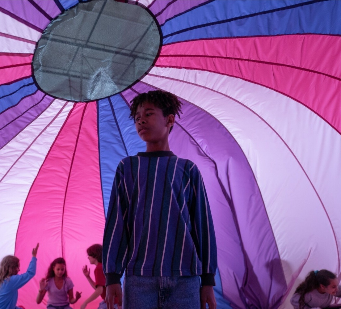 Кадр из фильма "Я видел свечение телевизора".