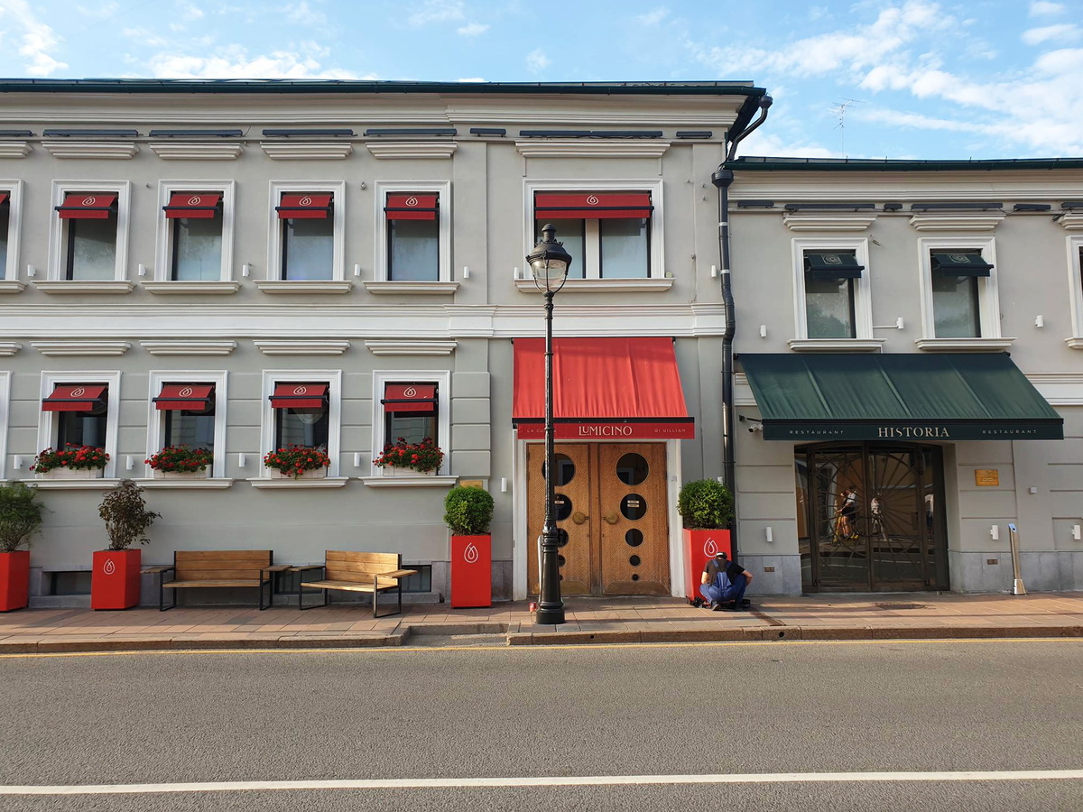 Вход в ресторан Lumicino