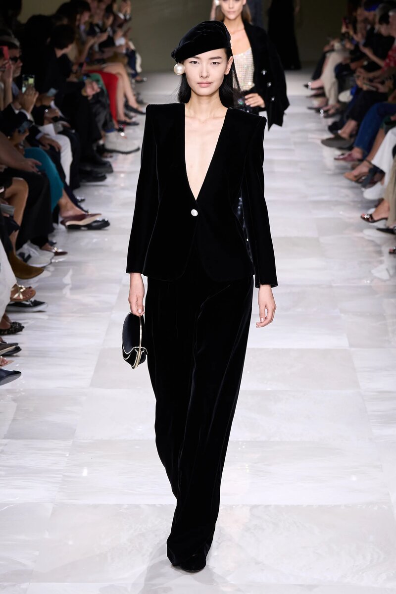 Armani Privé Fall 2024 Couture