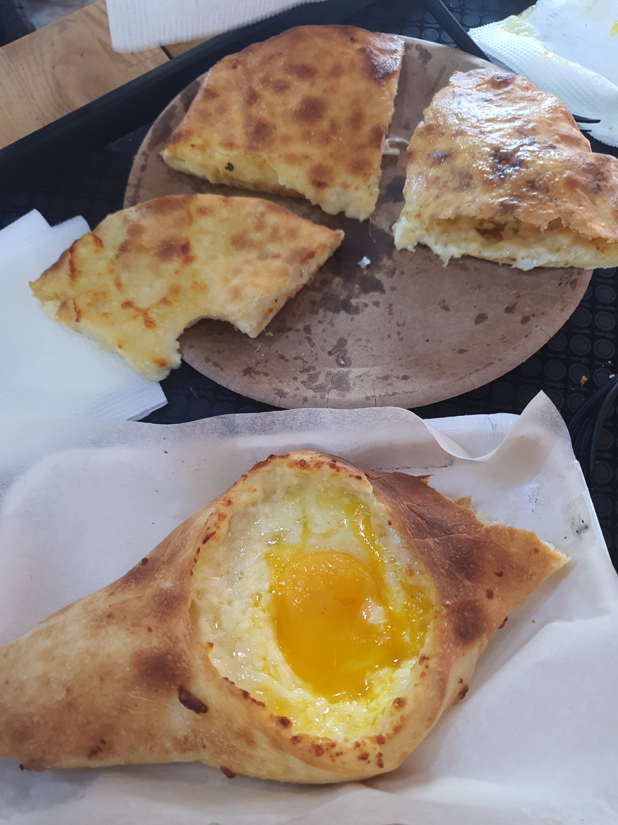 Хачапури по -Аджарски и по -Имеретински