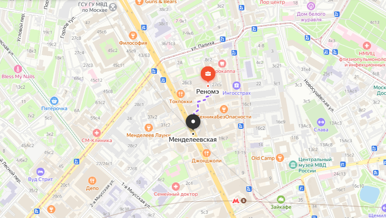 Ближайшая станция метро располагается в 400 метрах от жилого комплекса