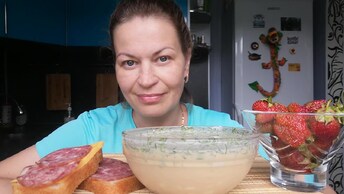 МУКБАНГ ОКРОШКА С КВАСОМ БУТЕРБРОДЫ КЛУБНИКА/MUKBANG ОБЖОР АСМР