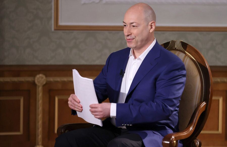    Дмитрий Гордон (физическое лицо, признанное в России иностранным агентом и внесённое в список лиц и организаций, в отношении которых имеются сведения об их причастности к терроризму или экстремистской деятельности) © Николай Петров/БелТА/ТАСС