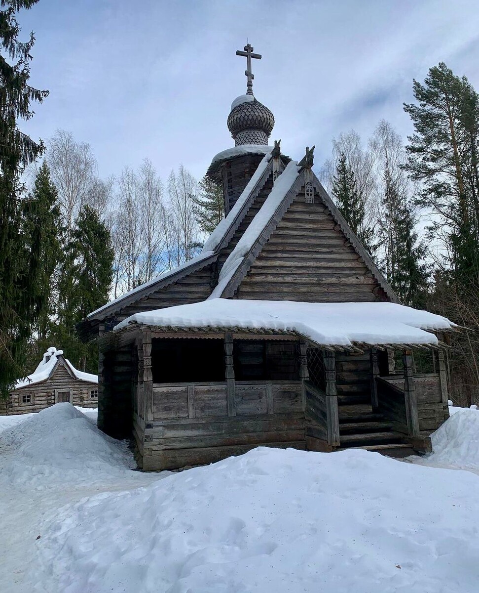 Преображенская церковь. 1732 г. Усадьба Василево, Тверская область © "Покажу Москву"