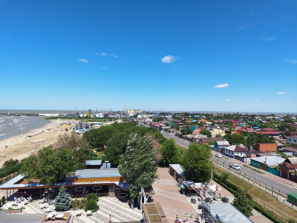 Вид с колеса обозрения.