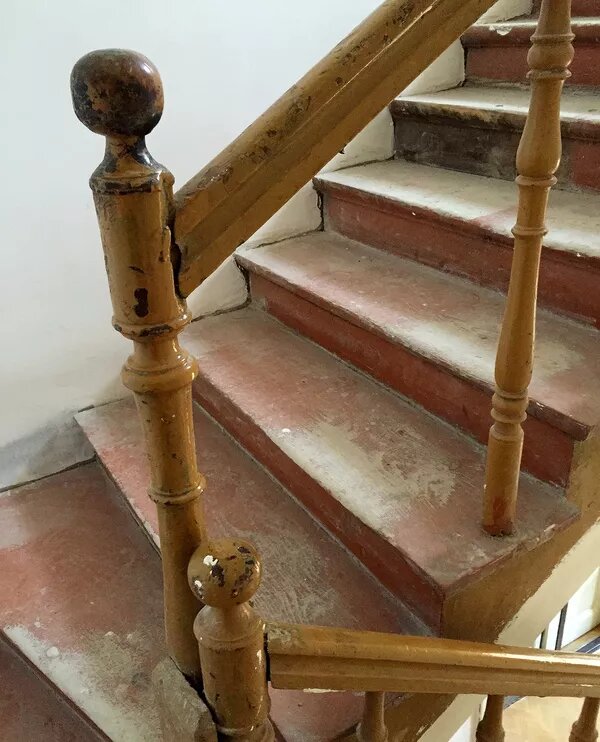 Лестница дома на улице Бакрадзе в столице Грузии © photo: Sputnik / Игорь Оболенский