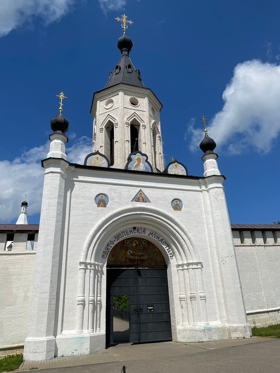 Старицкий Успенский монастырь © "Покажу Москву"