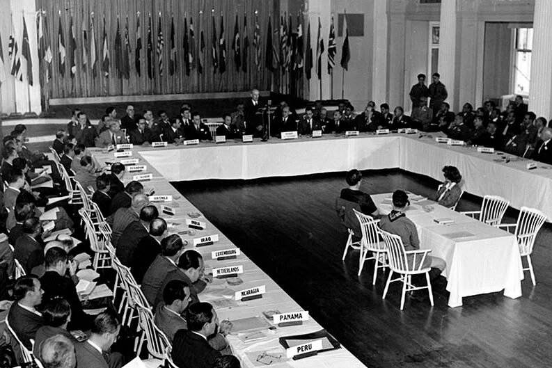 Заседание участников Бреттон-Вудской конференции.