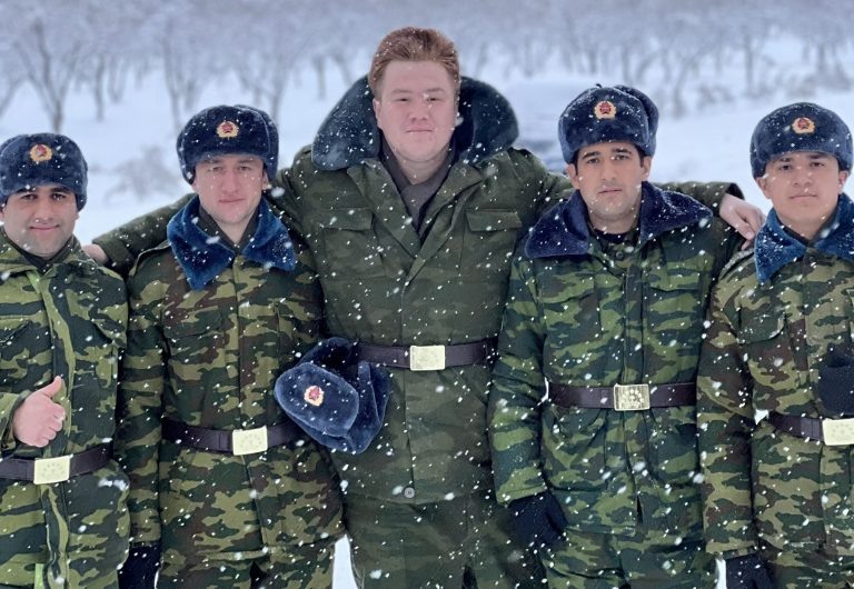 Таджикистан можно смело называть одной из уникальных стран мира. Чего не коснись — все не так, так принято везде, всё как-то через жо с подвывертом, а иногда и вовсе перевернутое с ног на голову.-2