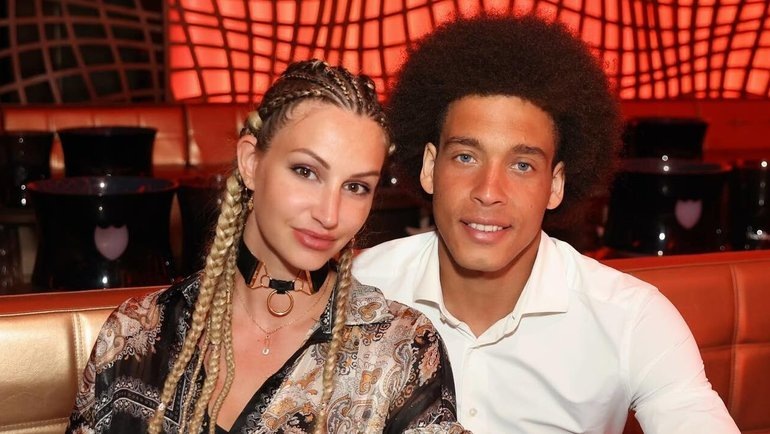    Рафаэлла Сабо и Аксель Витсель. Соцсети