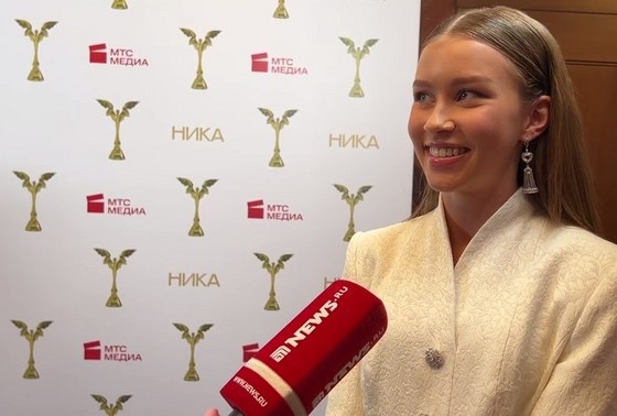    Анна Пересильд на вручение национальной кинематографической премии «Ника» в Москве