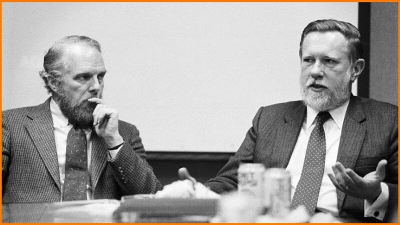 Чарльз Гешке и Джон Уорнок 