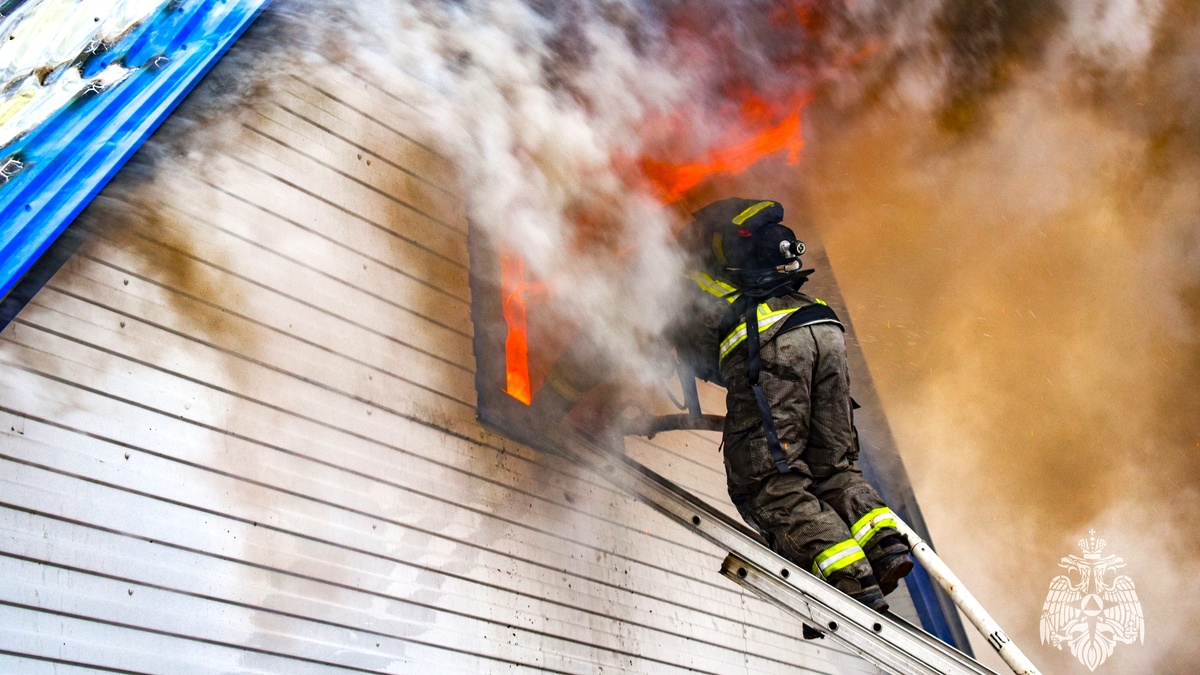    За неделю в Югре потушили 52 пожара